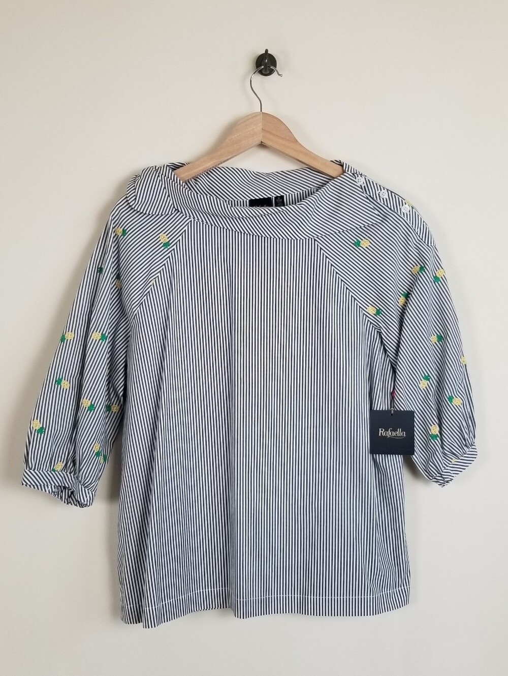 Rafaella Pineapple Stripe Top NWT Small Bust 38-39 - Picture 1 of 8